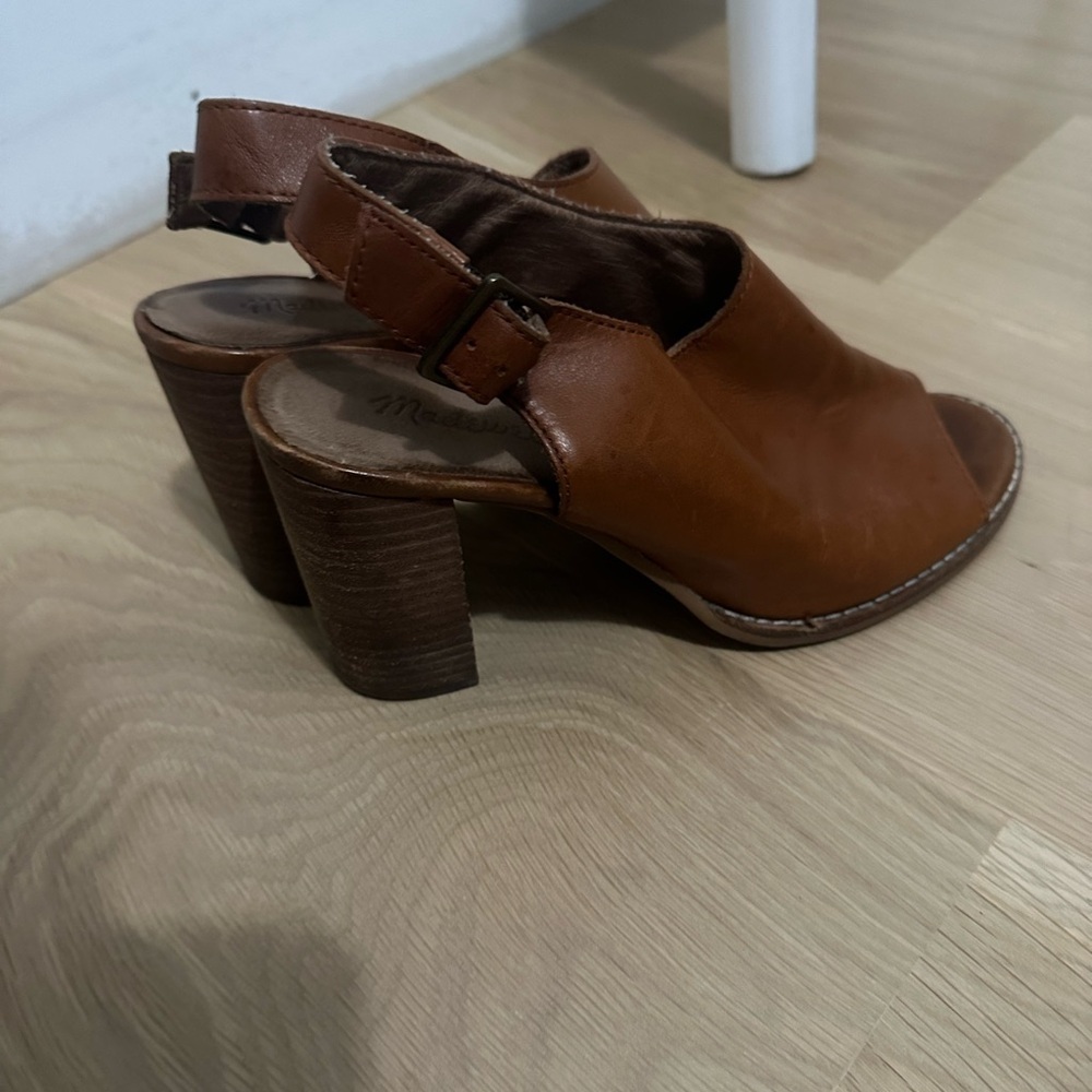 Madewell Women's Tan Slingback Block Heel Sandals - Picture 3 of 4